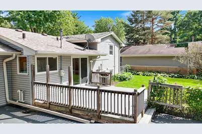 8378 Groveland Road, Mounds View, MN 55112 - Photo 9