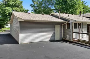 8378 Groveland Rd, Mounds View, MN 55112 - Photo 37