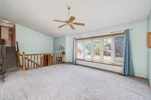 2613 Kennelly Pl, Burnsville, MN 55337 - Photo 5