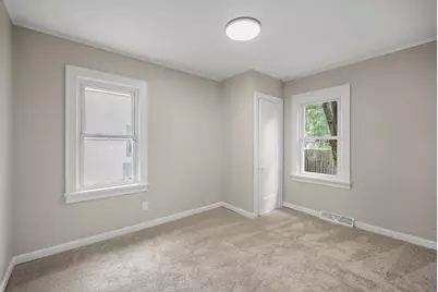 756 McKnight Road N, Maplewood, MN 55119 - Photo 11