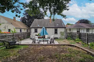 1229 7th St E, Saint Paul, MN 55106 - Photo 17