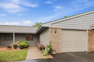 835 Cedar Ct, New Richmond, WI 54017 - Photo 3