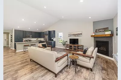 1829 Attenborough Street, Shakopee, MN 55379 - Photo 21