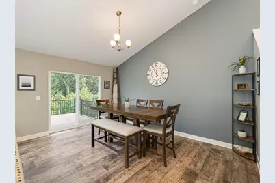 1829 Attenborough Street, Shakopee, MN 55379 - Photo 33