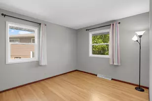 9041 Northwood Cir, New Hope, MN 55427 - Photo 15
