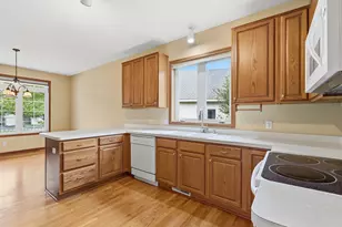 3721 Crossridge Way, Rosemount, MN 55068 - Photo 13
