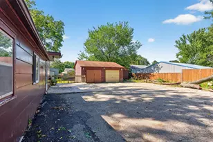 215 18th St SE, Rochester, MN 55904 - Photo 3
