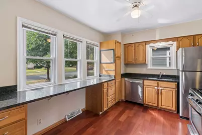 3049 Edgewood Avenue S, Saint Louis Park, MN 55426 - Photo 3