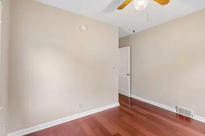 3049 Edgewood Avenue S, Saint Louis Park, MN 55426 - Photo 17