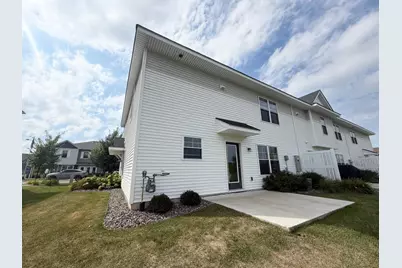 21820 Wisteria Way, Farmington, MN 55024 - Photo 3