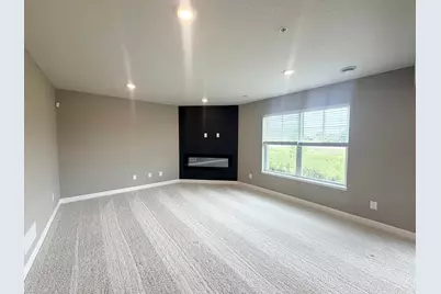 21820 Wisteria Way, Farmington, MN 55024 - Photo 9