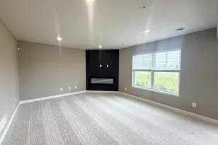 21820 Wisteria Wy, Farmington, MN 55024 - Photo 9