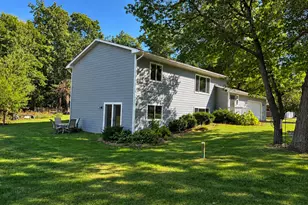 13392 Honeysuckle Way, Baxter, MN 56425 - Photo 3