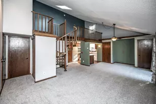 6333 Alderwood Cir, Woodbury, MN 55125 - Photo 7