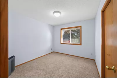 9509 Dogwood Avenue N, Brooklyn Park, MN 55443 - Photo 13