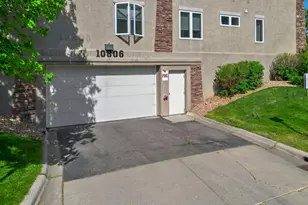 10806 S Shore Dr, Plymouth, MN 55441 - Photo 31