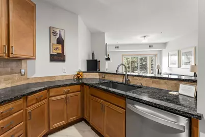 10806 S Shore Drive #103, Plymouth, MN 55441 - Photo 19