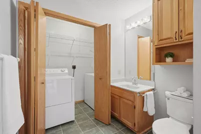 8006 Cooper Avenue, Inver Grove Heights, MN 55076 - Photo 15