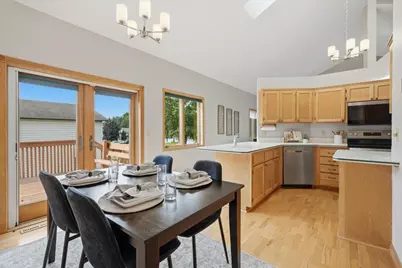 8006 Cooper Avenue, Inver Grove Heights, MN 55076 - Photo 13