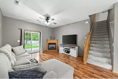 7803 Oak Court, Lino Lakes, MN 55014 - Photo 5