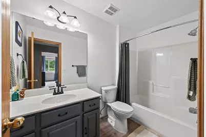 7803 Oak Court, Lino Lakes, MN 55014 - Photo 17