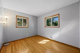 901 Sunny Ln, Anoka, MN 55303 - Photo 17