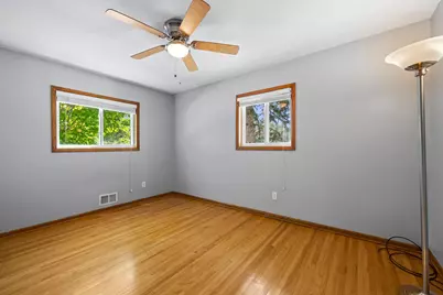 901 Sunny Lane, Anoka, MN 55303 - Photo 15