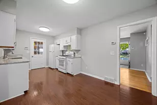 901 Sunny Ln, Anoka, MN 55303 - Photo 7