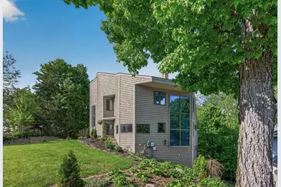 7508 W 77th Street, Chaska, MN 55318 - Photo 3