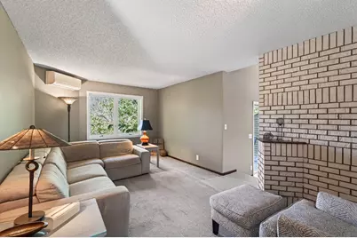 7508 W 77th Street, Chaska, MN 55318 - Photo 9