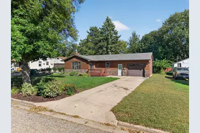613 S Litchfield Avenue, Litchfield, MN 55355 - Photo 3