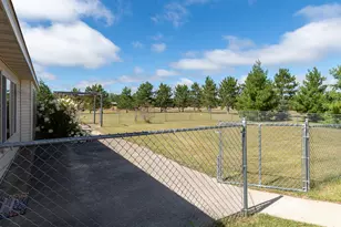 6057 Kestrel Rd NW, Bemidji, MN 56601 - Photo 31