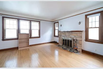 899 Parkview Avenue, Saint Paul, MN 55117 - Photo 3