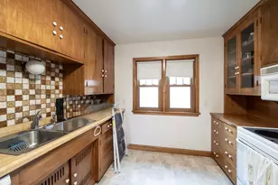 899 Parkview Ave, Saint Paul, MN 55117 - Photo 13