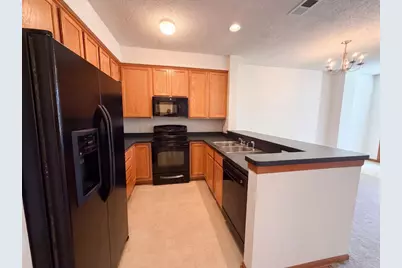 7231 Jewel Lane N #702, Maple Grove, MN 55311 - Photo 9
