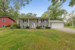 40499 520th St, North Mankato, MN 56003 - Photo 1
