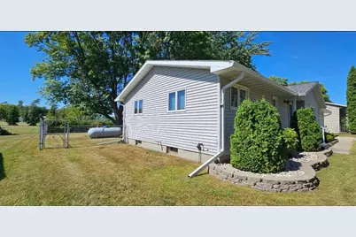 113 6th Street S, Hoffman, MN 56339 - Photo 3