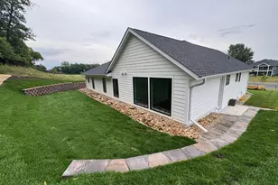 2563 Clubhouse Dr, Lake City, MN 55041 - Photo 1