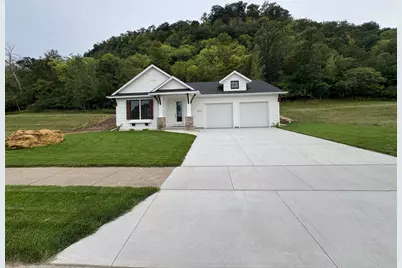 2563 Clubhouse Drive, Lake City, MN 55041 - Photo 3