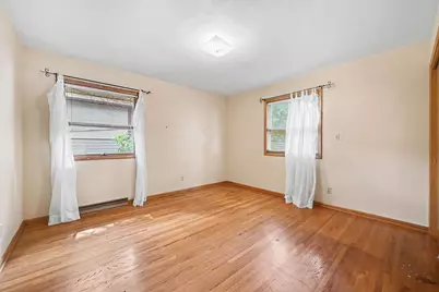 623 Griggs Street S, Saint Paul, MN 55116 - Photo 9