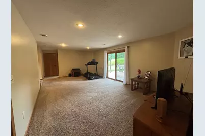 855 Bauer Avenue, Eau Claire, WI 54703 - Photo 31