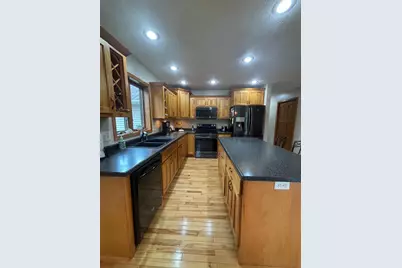 855 Bauer Avenue, Eau Claire, WI 54703 - Photo 15