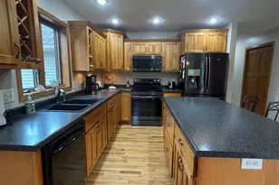 855 Bauer Ave, Eau Claire, WI 54703 - Photo 15