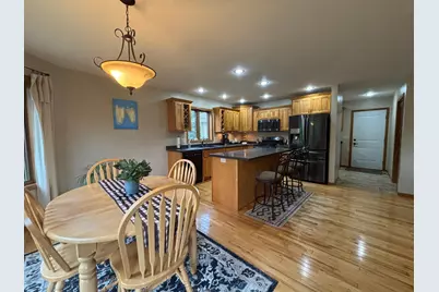855 Bauer Avenue, Eau Claire, WI 54703 - Photo 11
