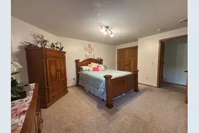 855 Bauer Avenue, Eau Claire, WI 54703 - Photo 43