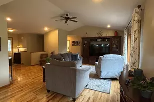 855 Bauer Ave, Eau Claire, WI 54703 - Photo 7