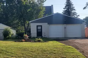 719 N Spring St, New Ulm, MN 56073 - Photo 1