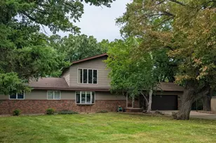 1201 Oak Dr, Montevideo, MN 56265 - Photo 3