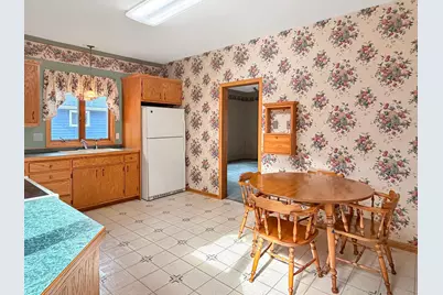 410 N 6th Street, Marshall, MN 56258 - Photo 9
