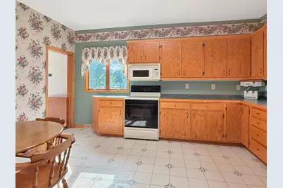 410 N 6th Street, Marshall, MN 56258 - Photo 13